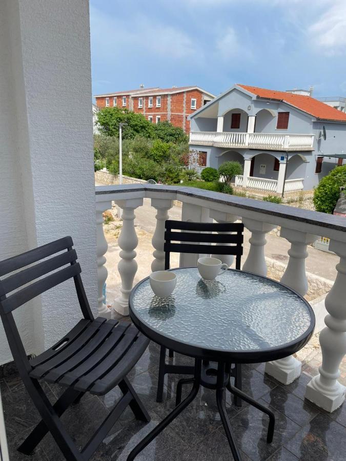 Ira Apartament *